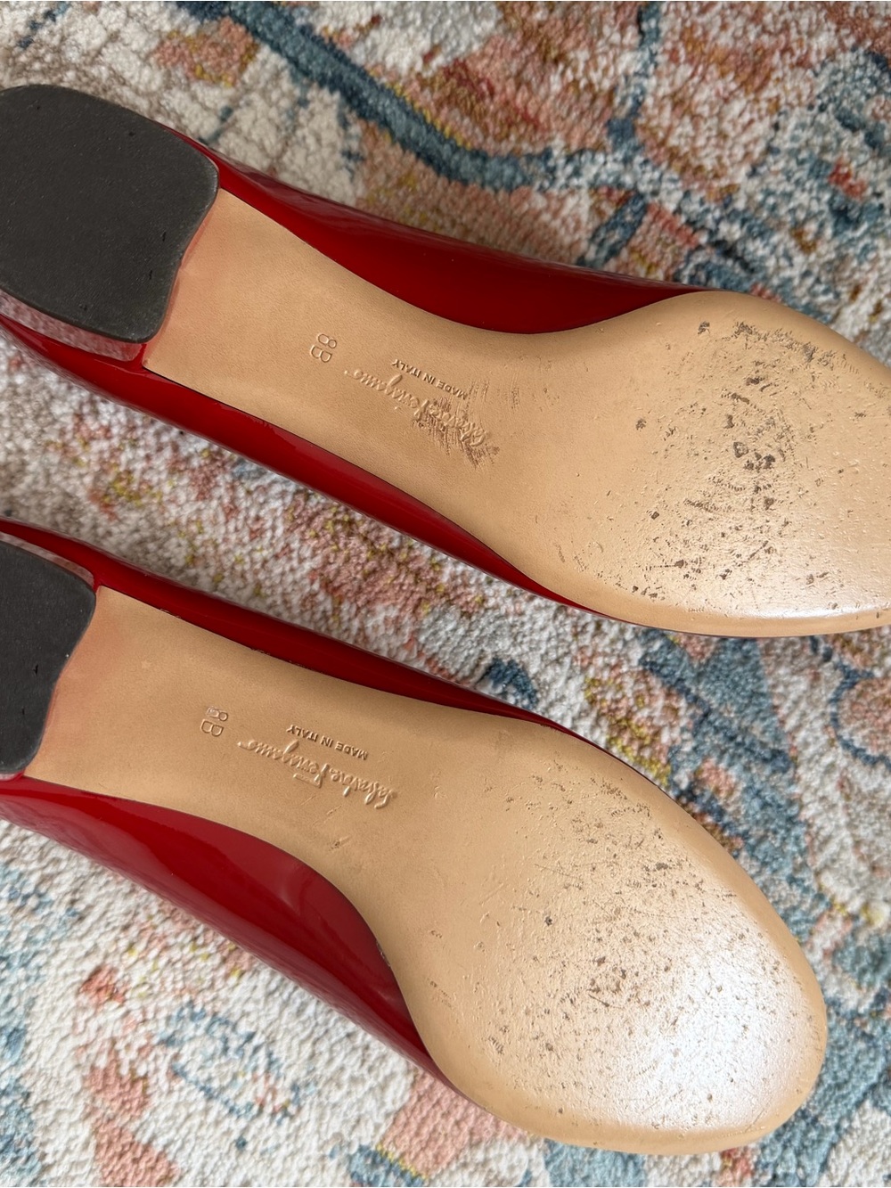 Salvatore Ferragamo Red Patent Vara low heel pumps - Picture 4 of 6
